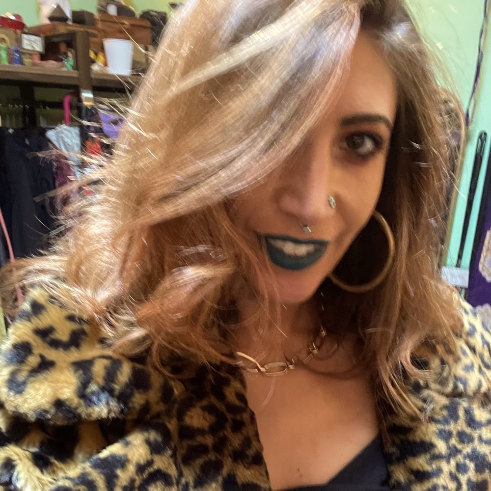 Meet your Posher, Jessica
